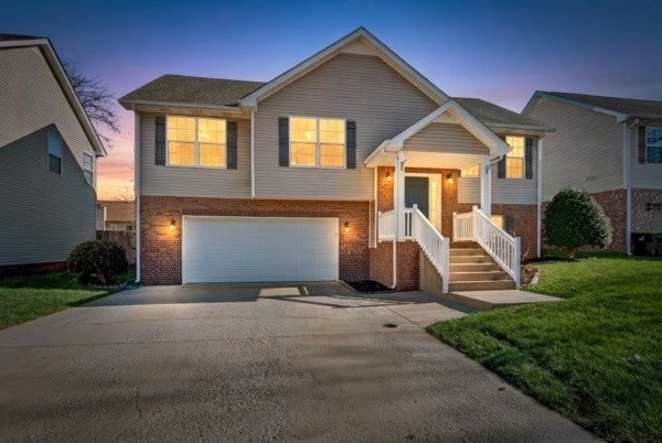 541 Parkvue Village Way, Clarksville