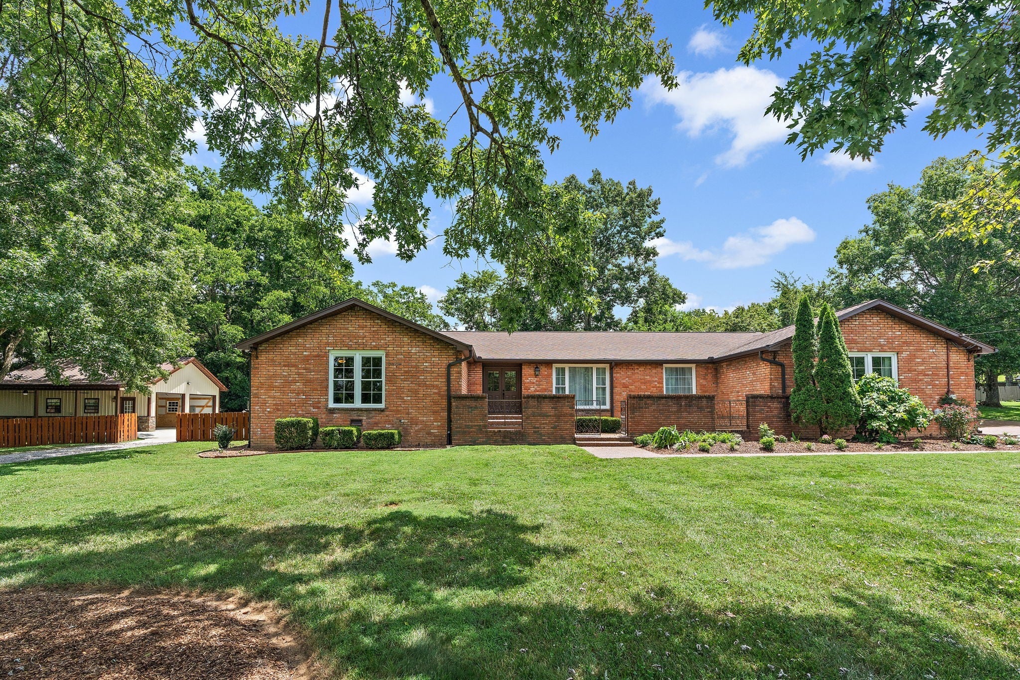 Photo of Listing #3067924