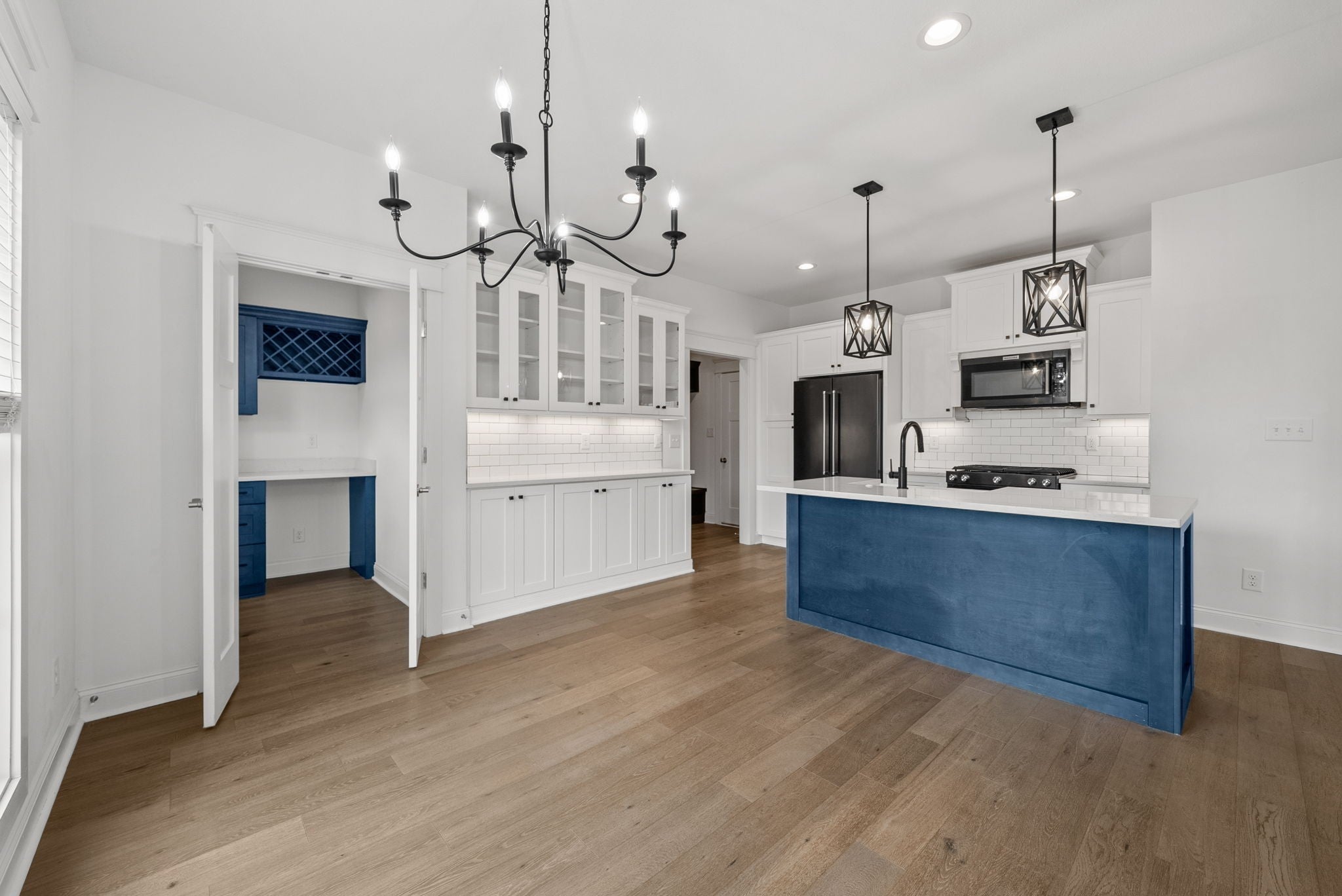 Photo of Listing #3067974