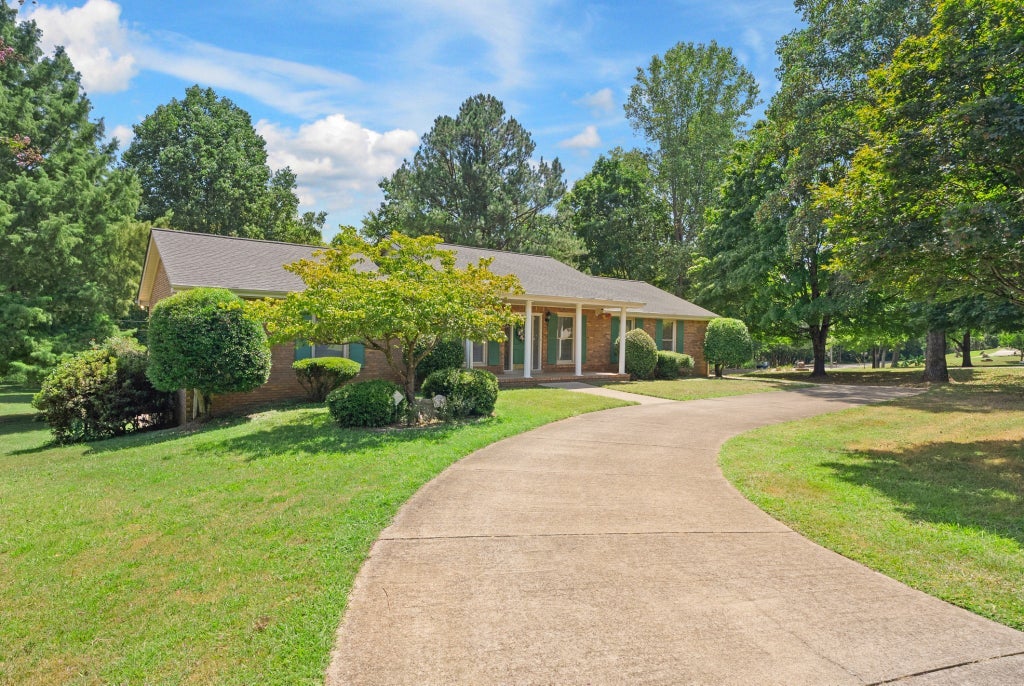 405 Kimberly Dr, Clarksville