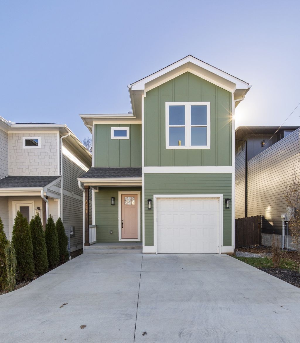 6371 Alamo Pl, Nashville