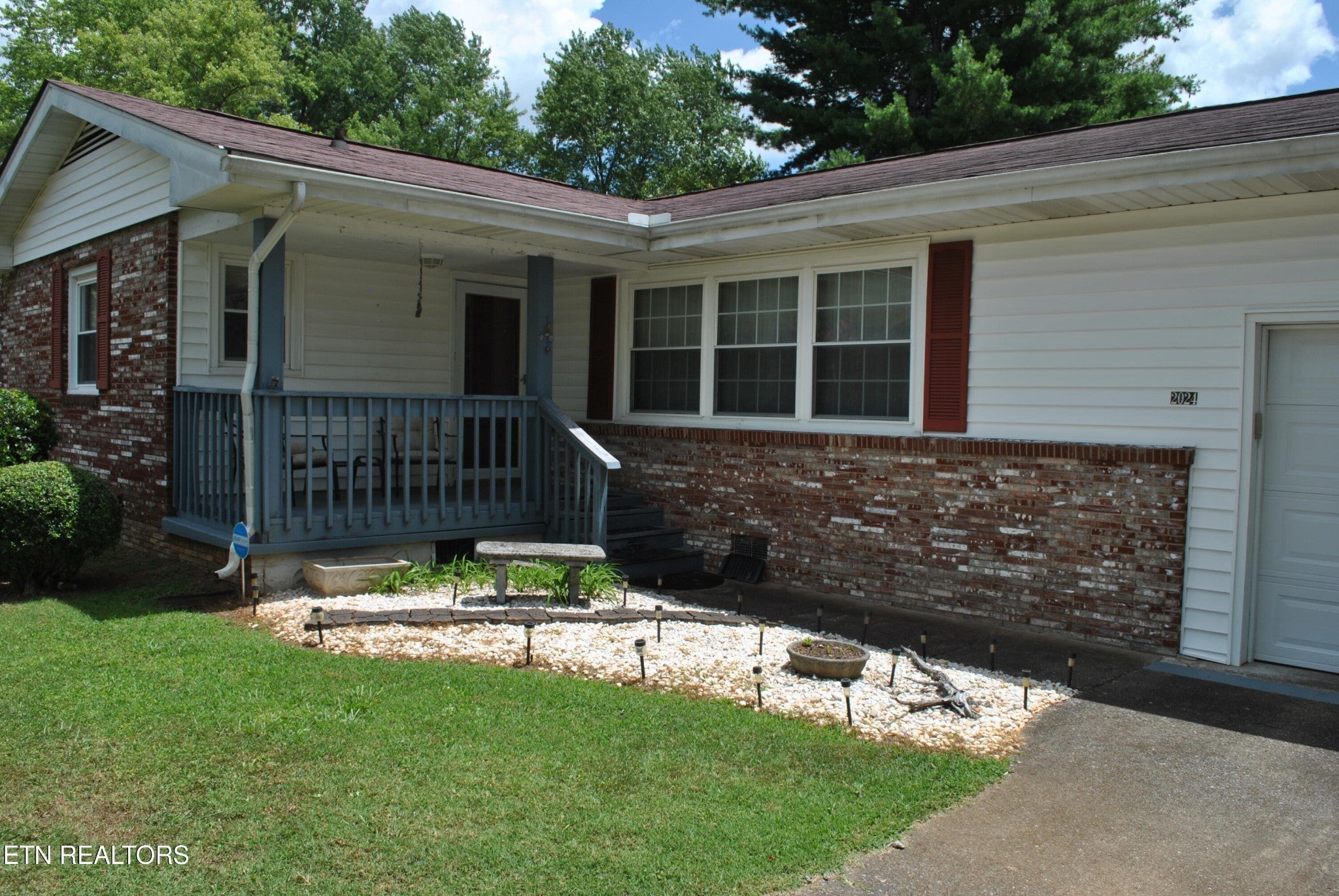 Photo of Listing #3068476