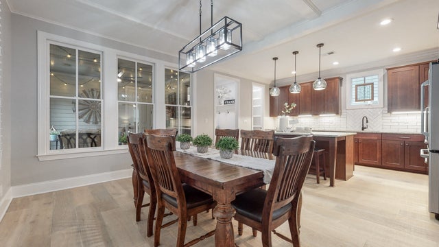 20 Daniels Dr, Franklin