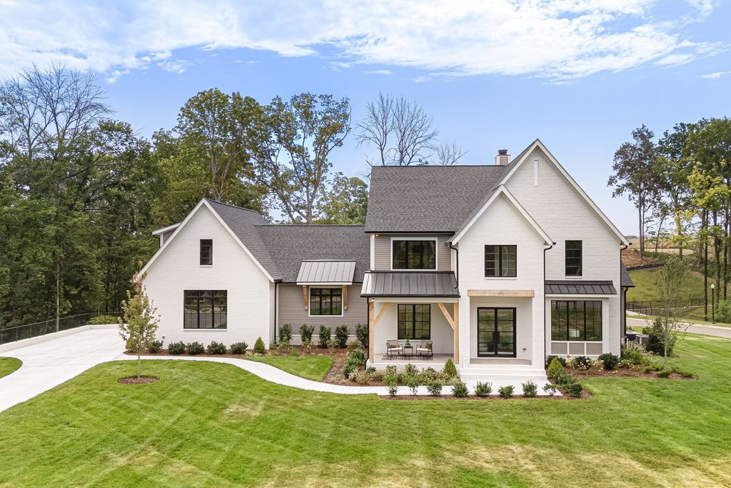 9407 Dewaal Rdg, Brentwood