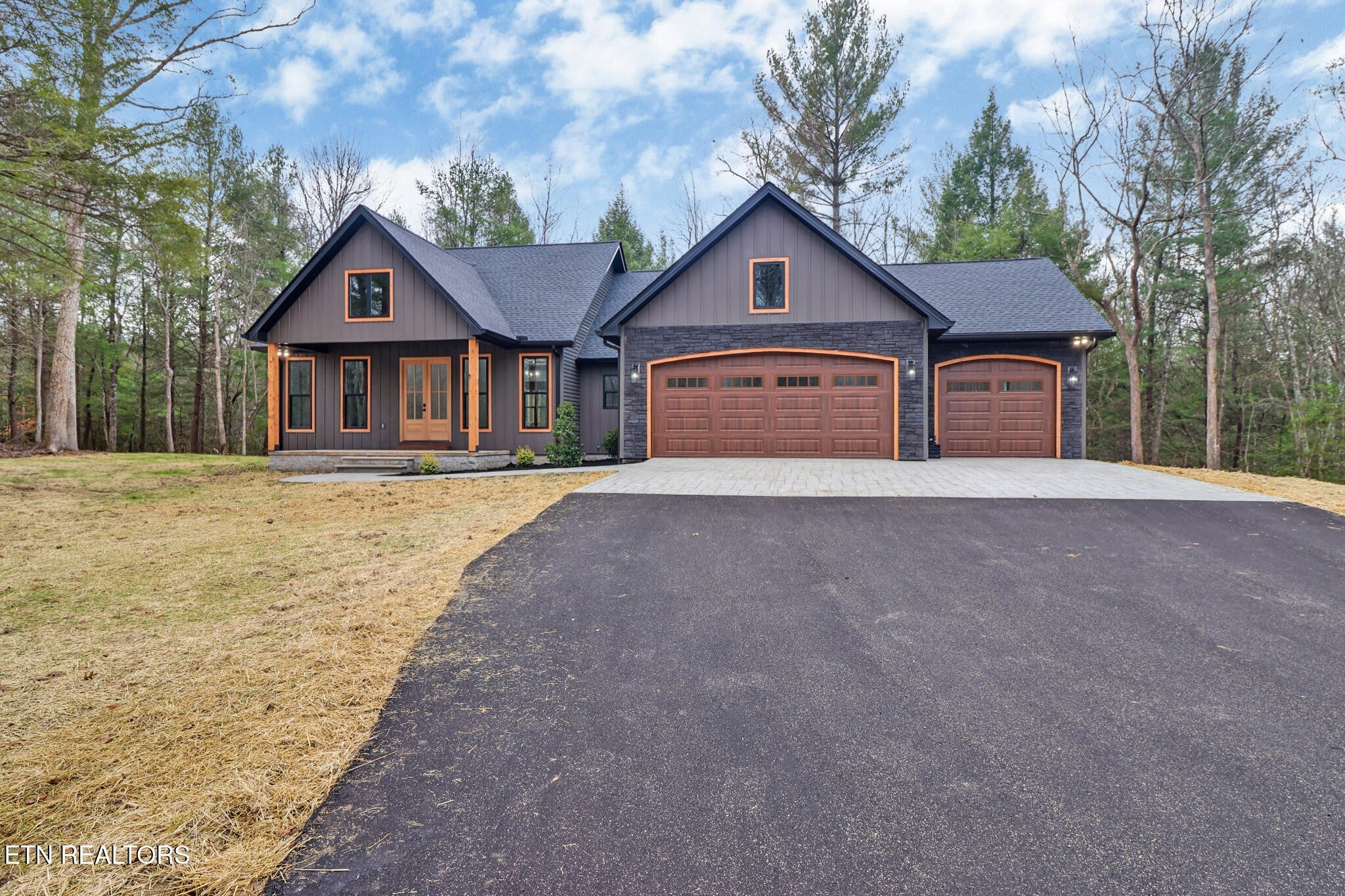 Photo of Listing #3069374