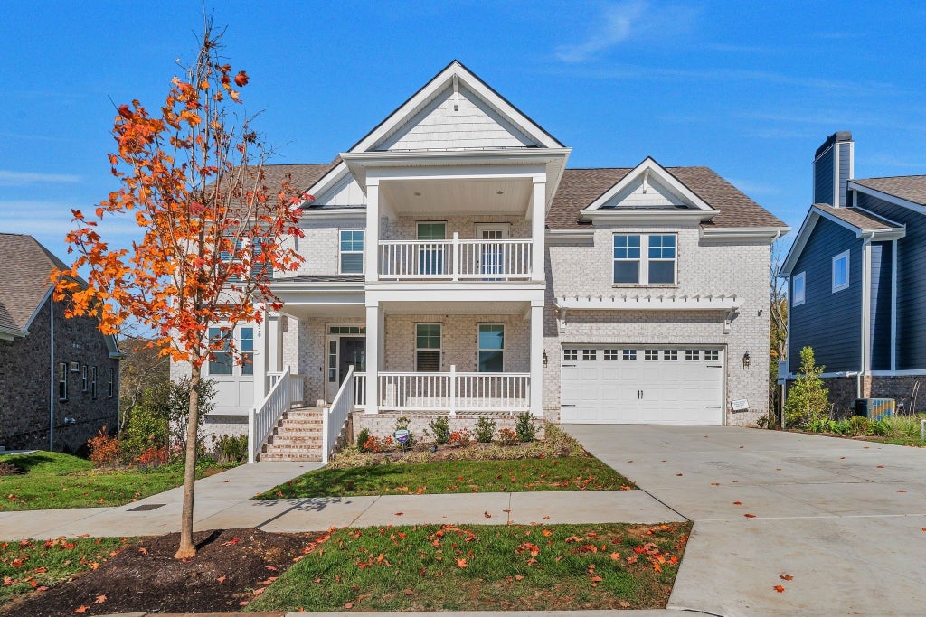 820 Westchester Cir, Hendersonville