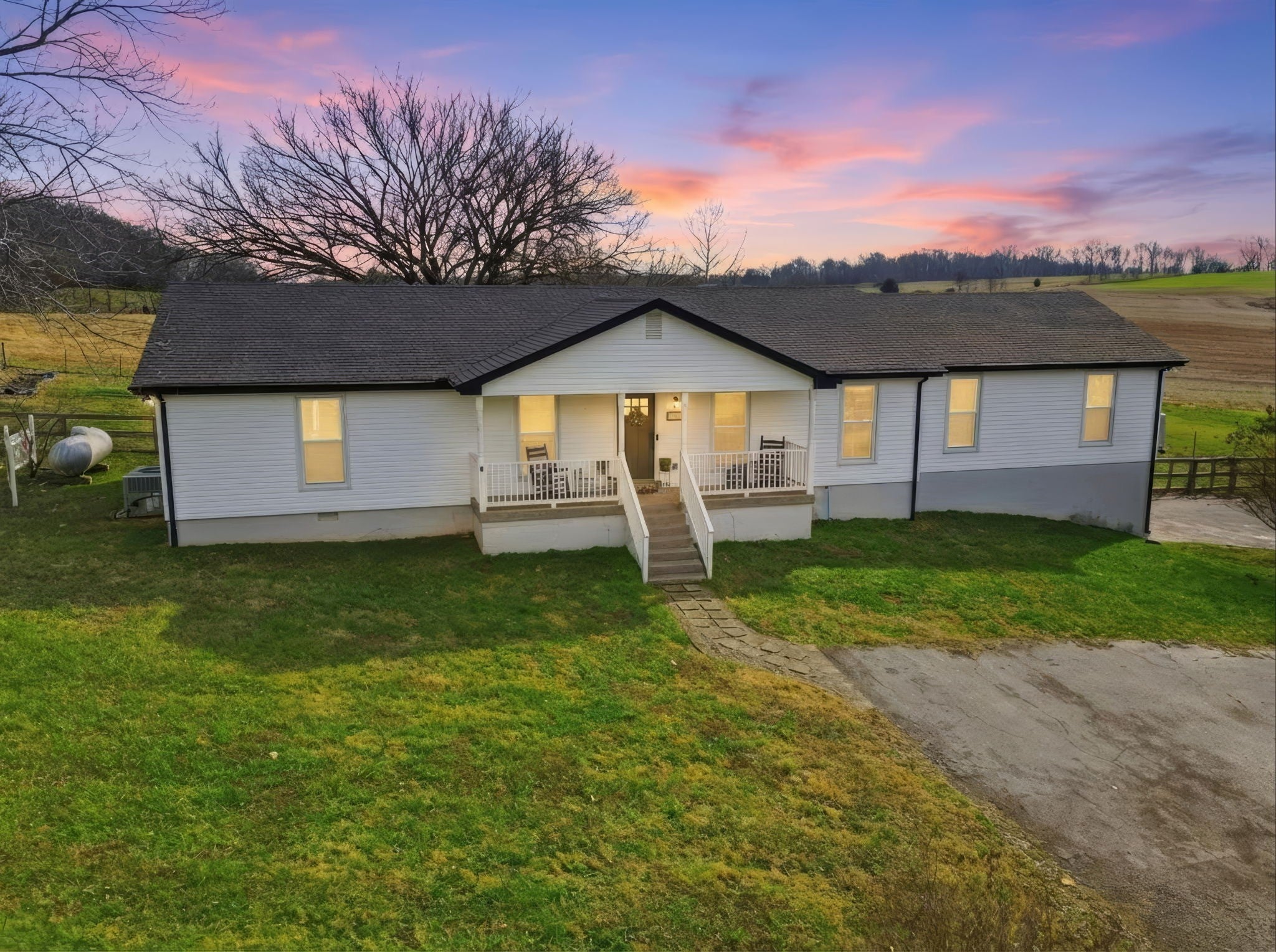 Photo of Listing #3069582