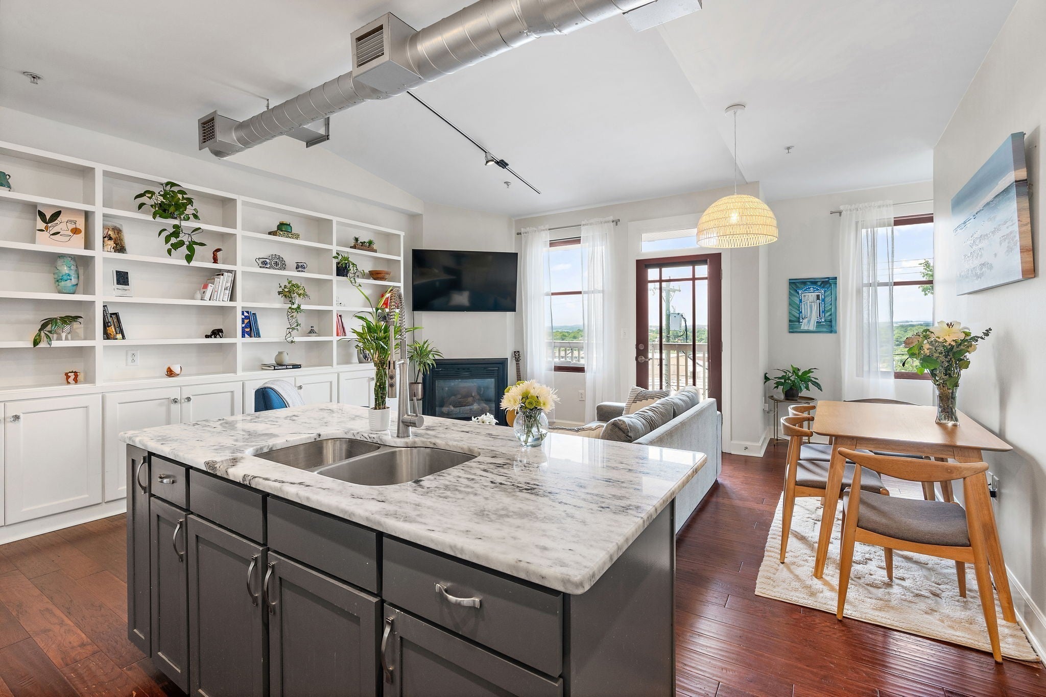 Photo of Listing #3069597