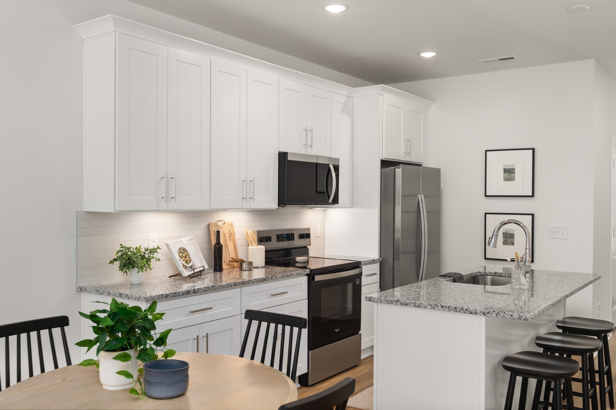 Photo of Listing #3069704