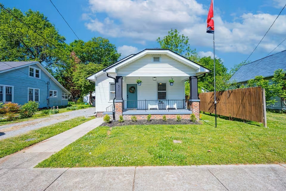 Photo of Listing #3070341