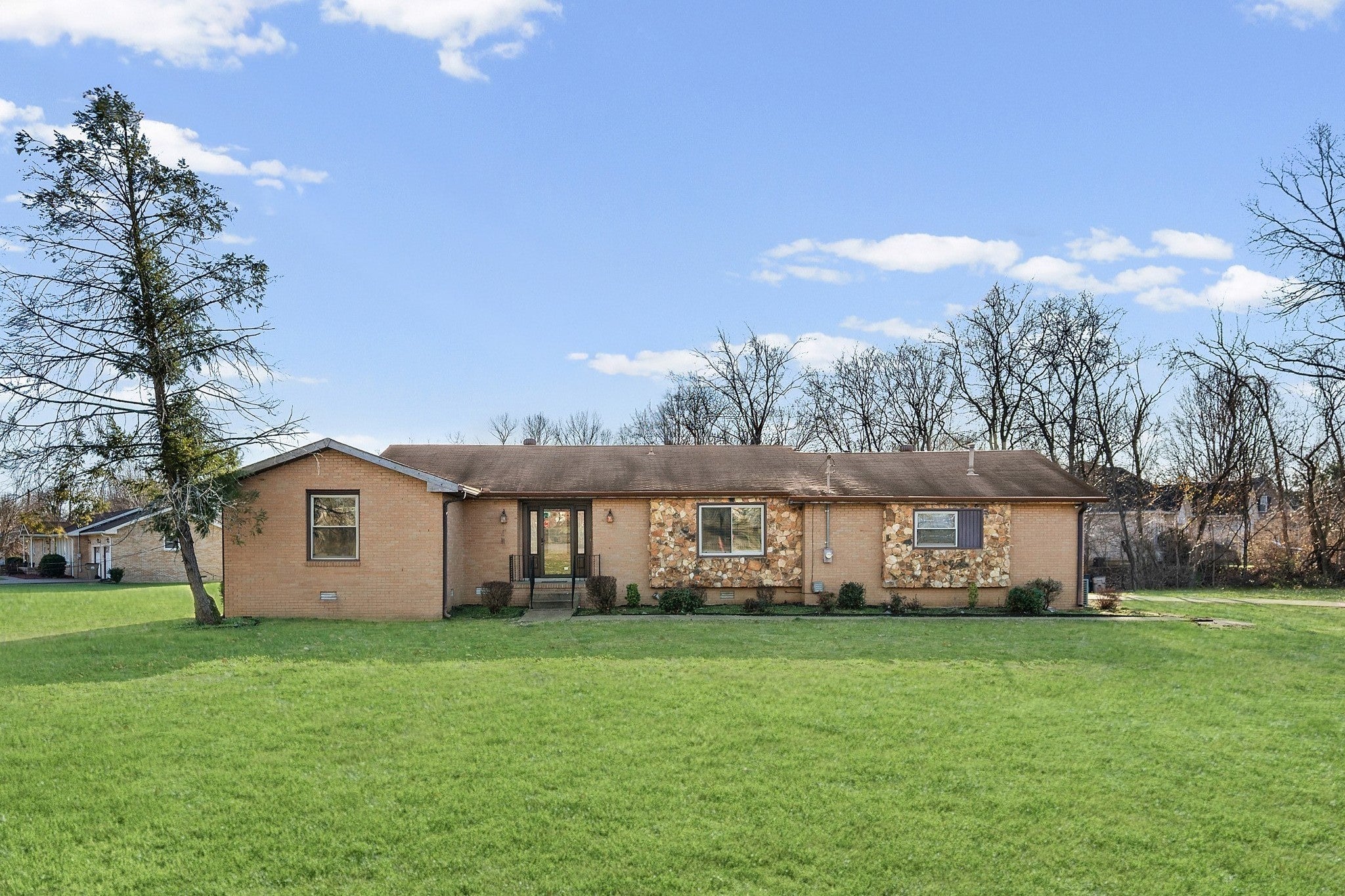 Photo of Listing #3070878