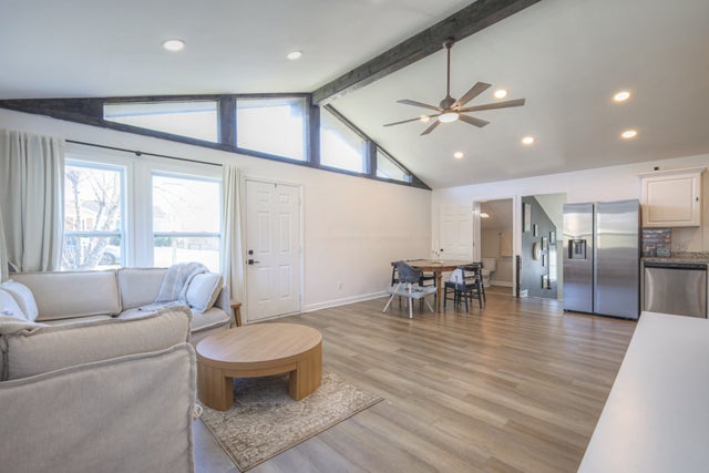 7 Roberts Ln, Lebanon