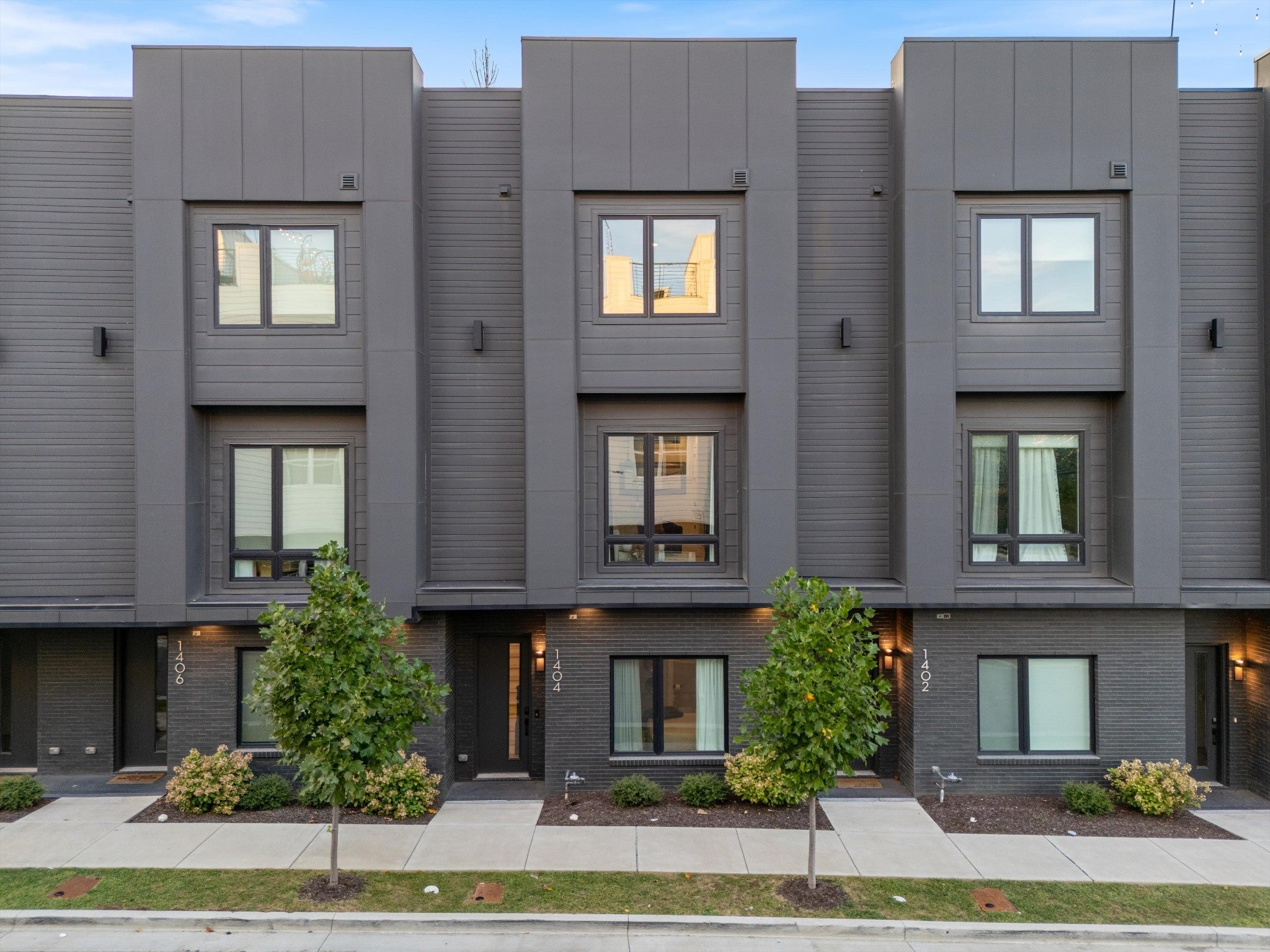 Photo of Listing #3071018