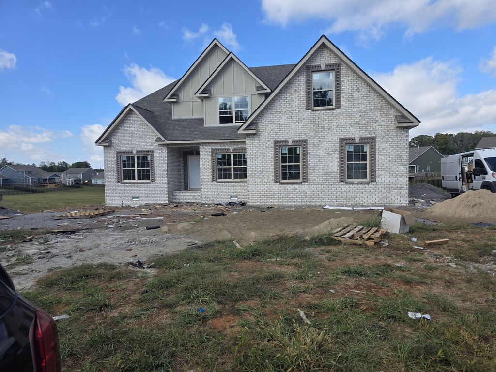 851 Shady Bluff Trail, Clarksville