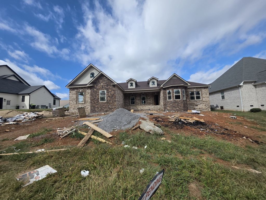 871 Shady Bluff Trail, Clarksville