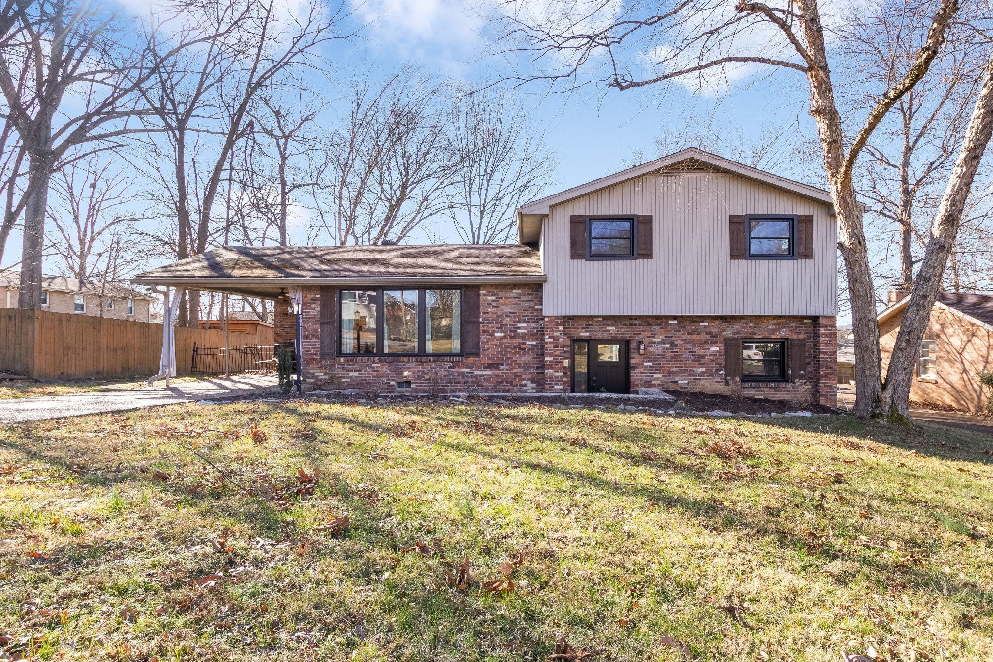 Photo of Listing #3071366