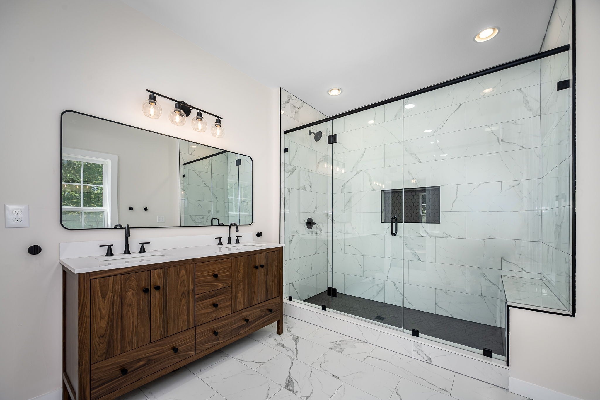 Photo of Listing #3071435