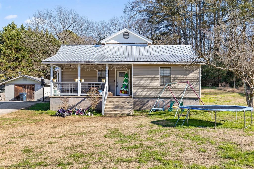 210 Wheeler Avenue, Chickamauga