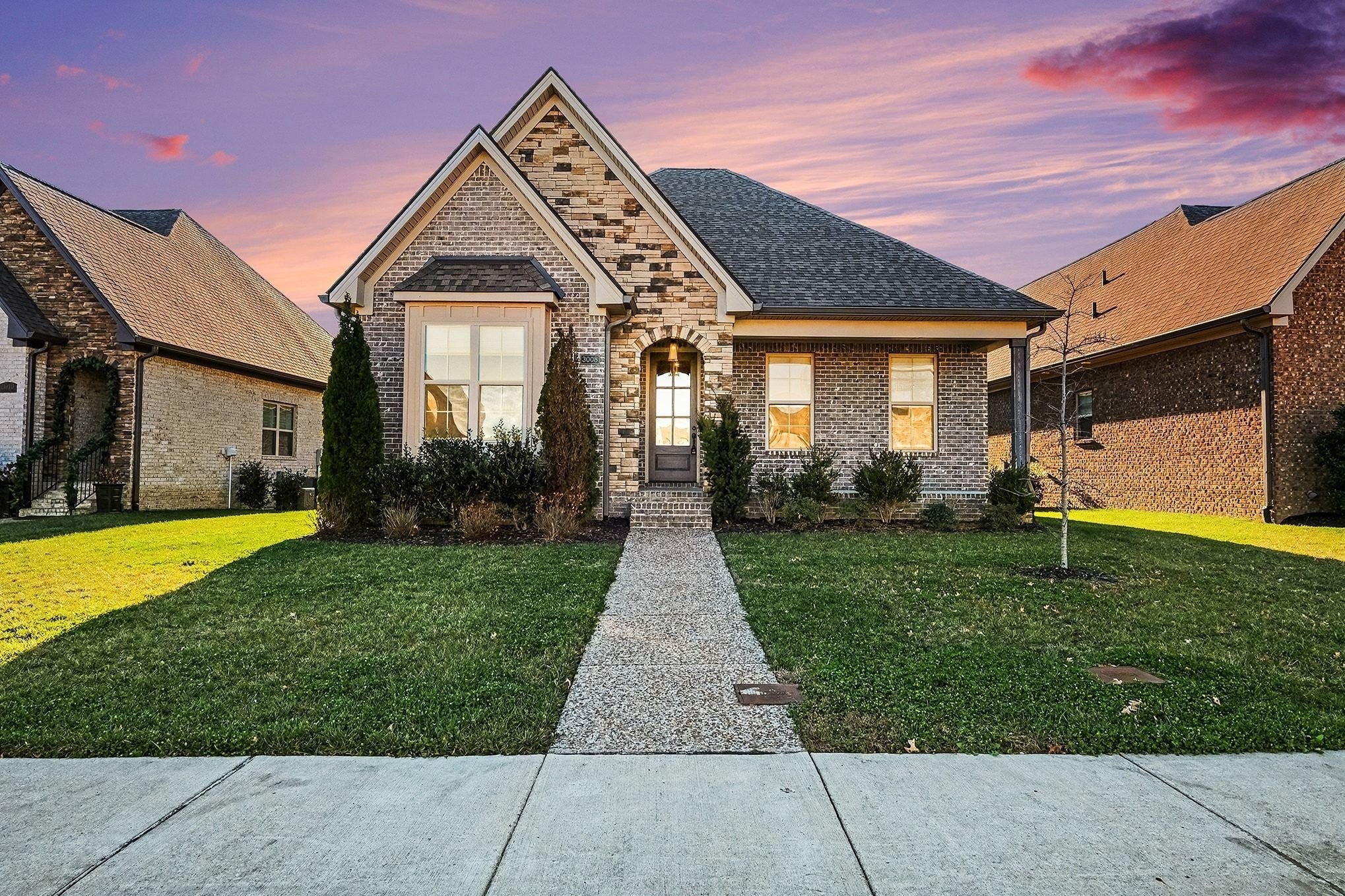 Photo of Listing #3071437