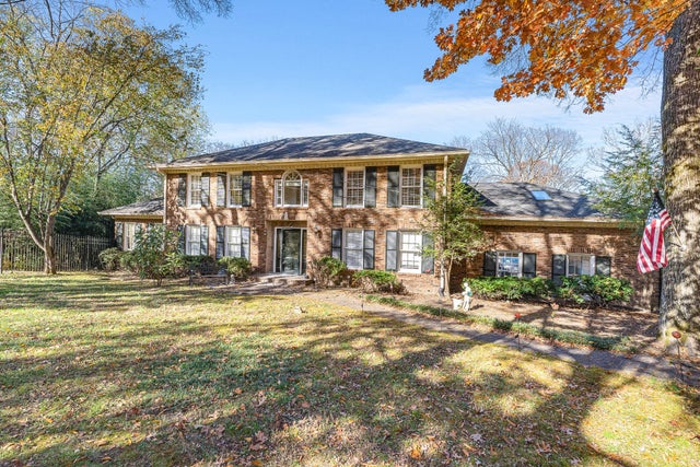 5936 Woodland Hills Dr, Nashville