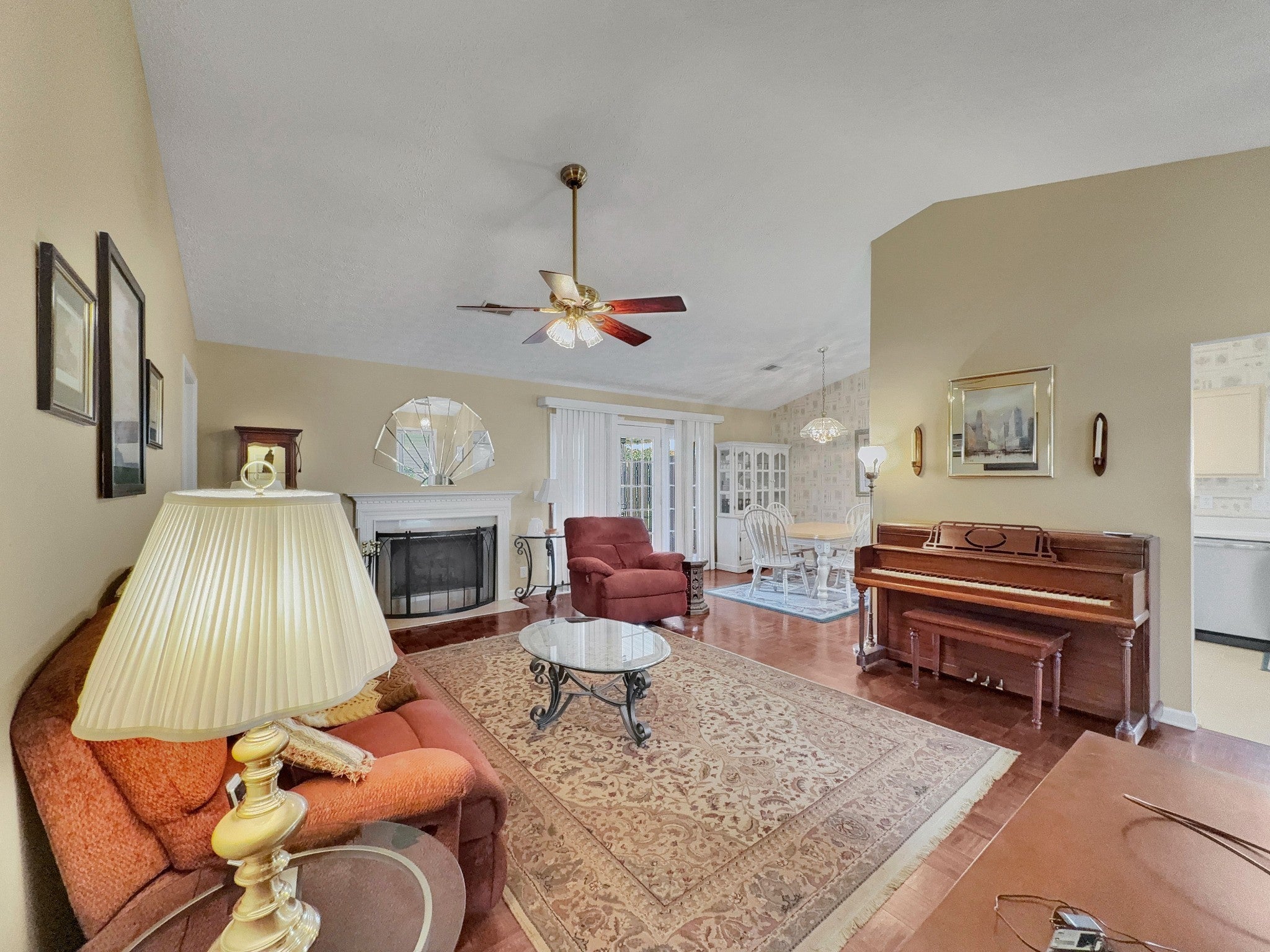 Photo of Listing #3071606