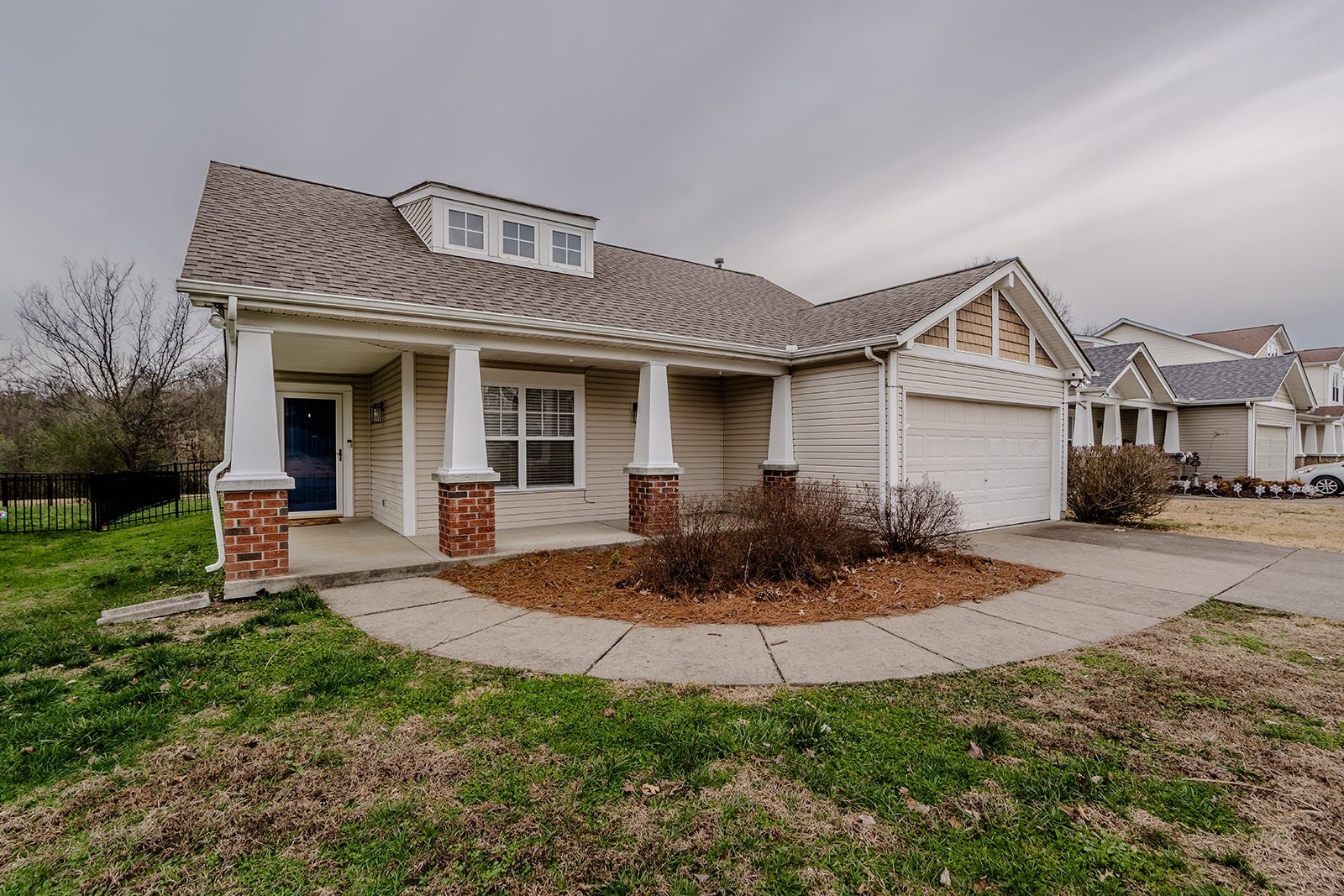 Photo of Listing #3071785