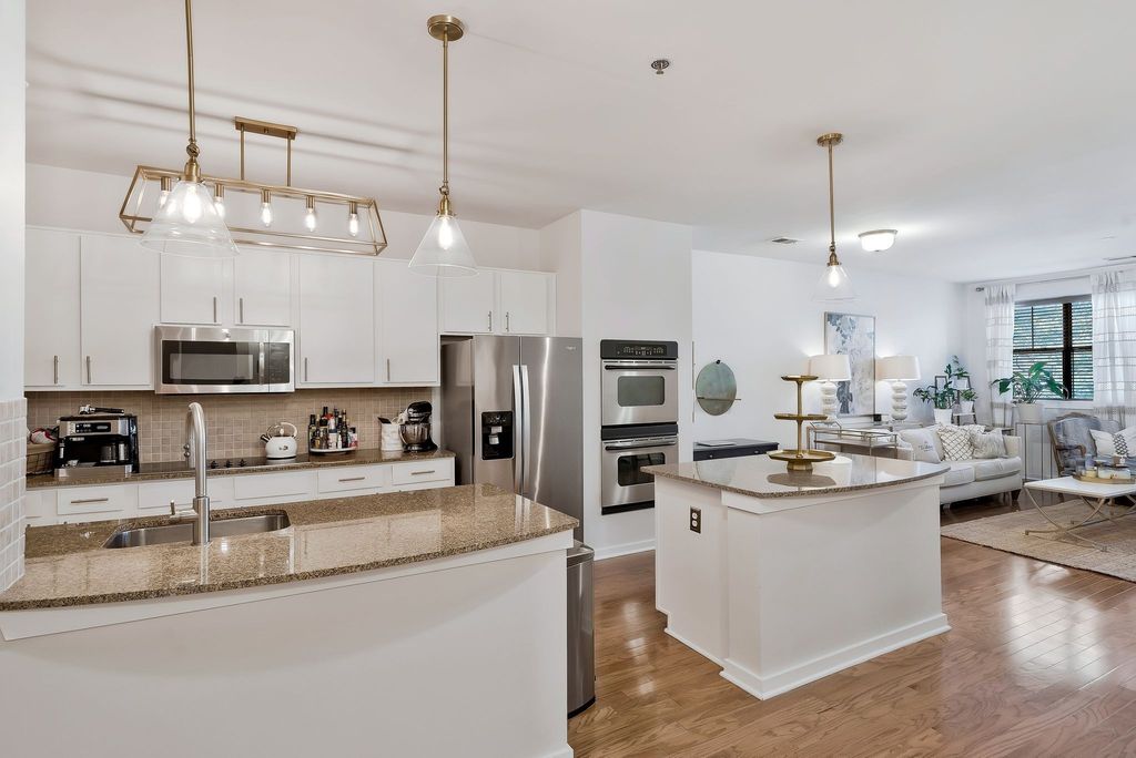 1803 Broadway 201, Nashville