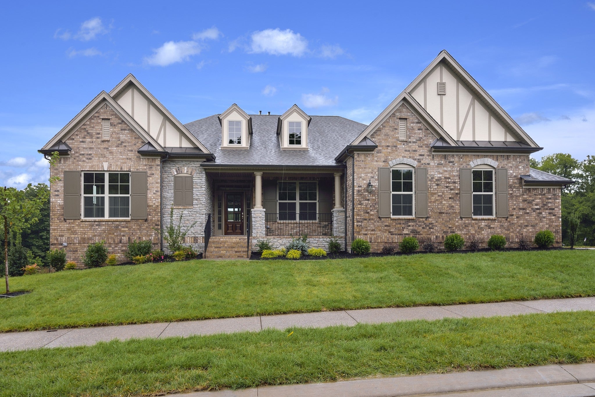 Photo of Listing #3071842