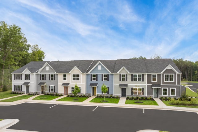 639 Big Bend Ct 27c, White House