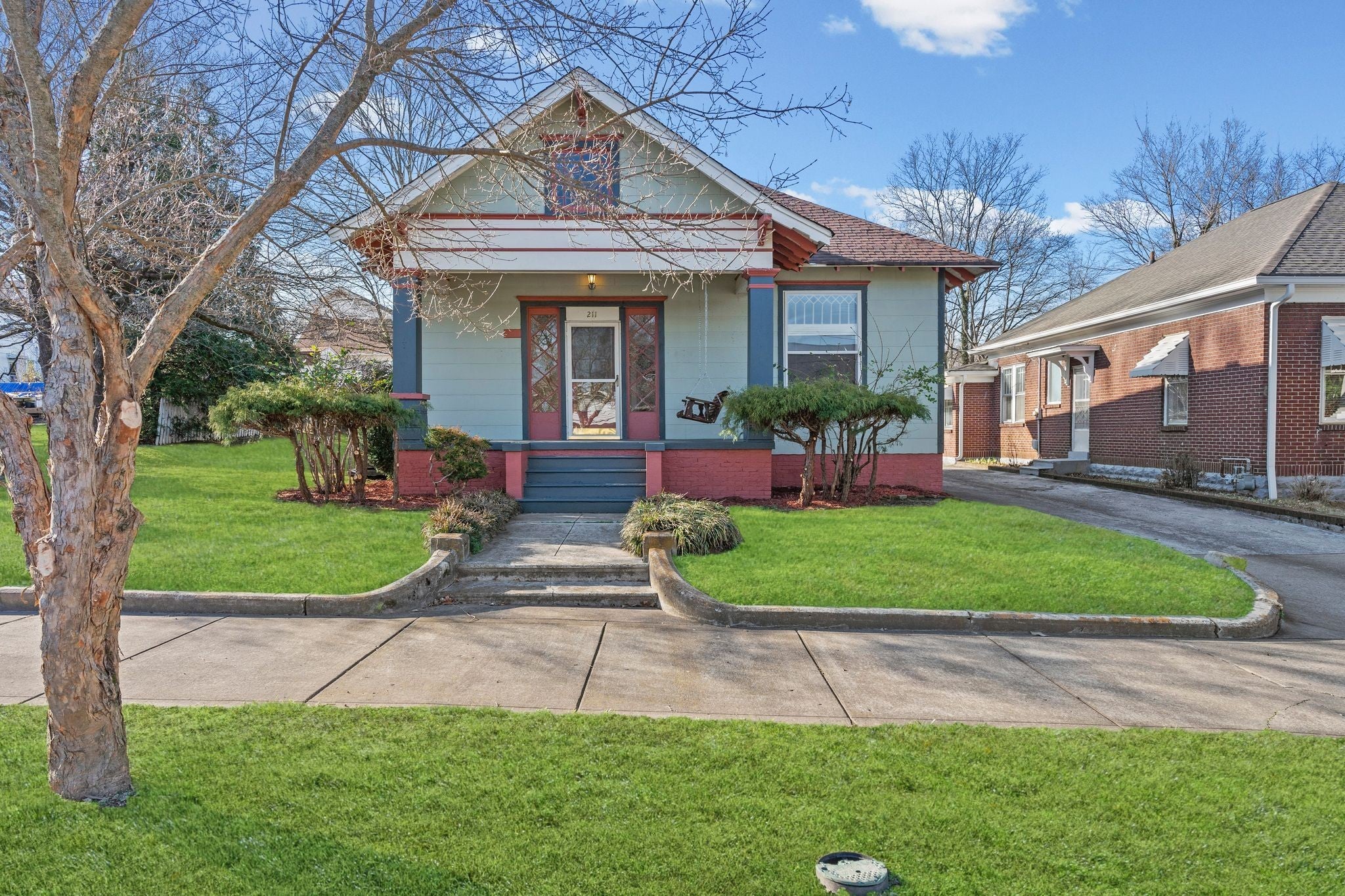 Home for sale in 211 N Oak St Springfield, TN