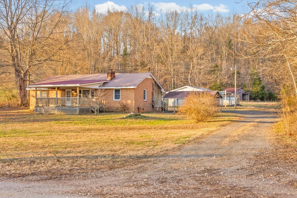 1667 Mcwhorter Rd, Cunningham