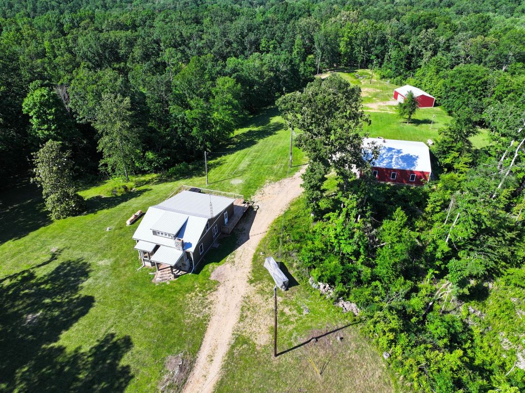 326 Hargis Rd, Dover