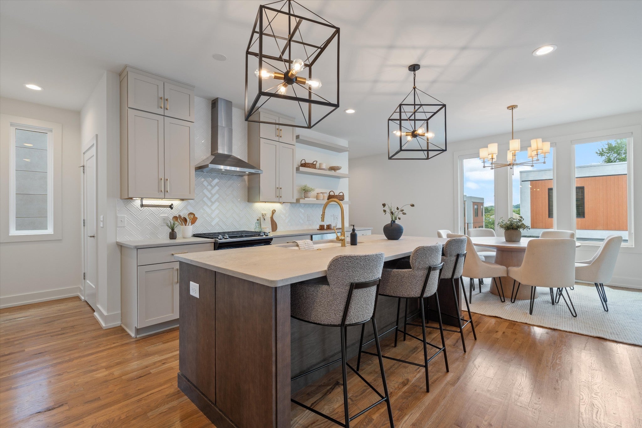 Photo of Listing #3072261