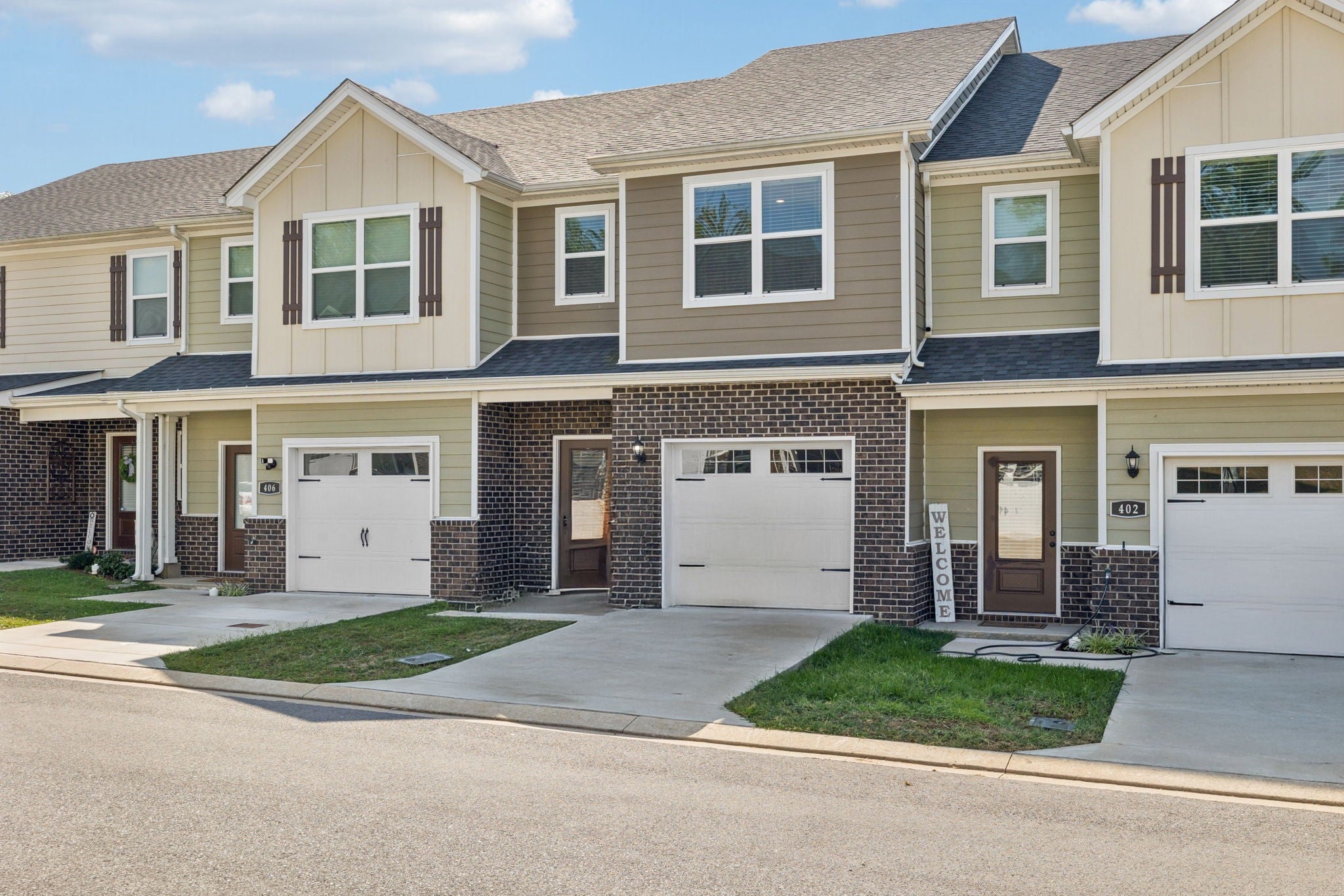 Photo of Listing #3072427