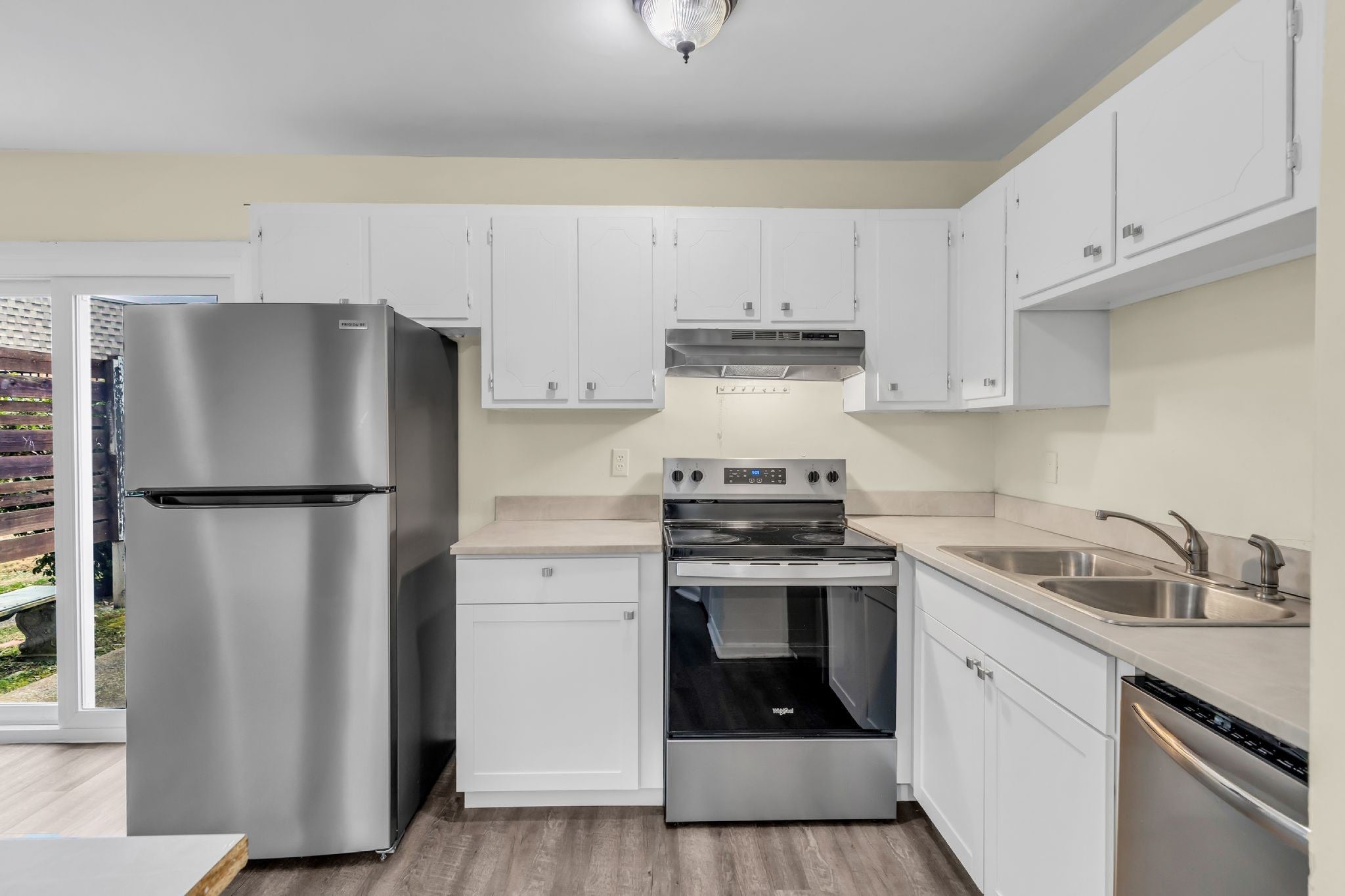 Photo of Listing #3072582