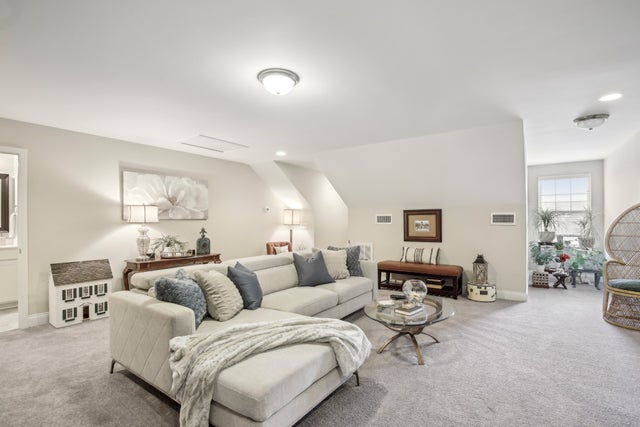 287 Chancery Dr, Gallatin