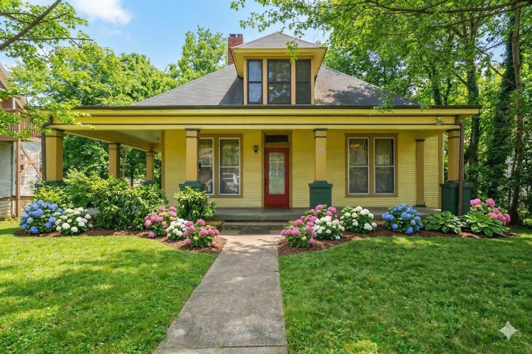 Photo of Listing #3073177