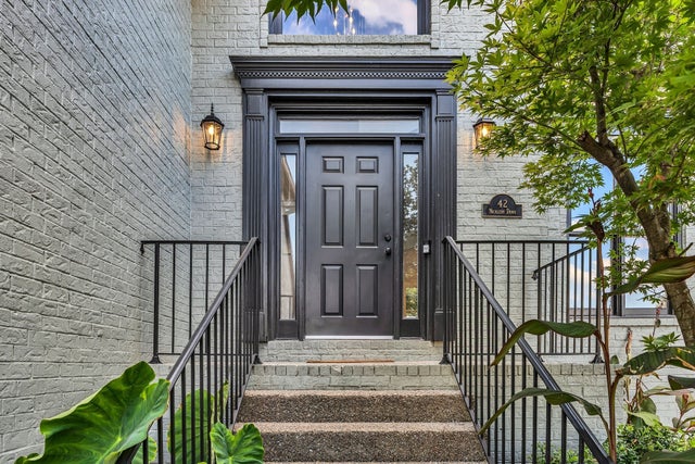 42 Nickleby Down, Brentwood