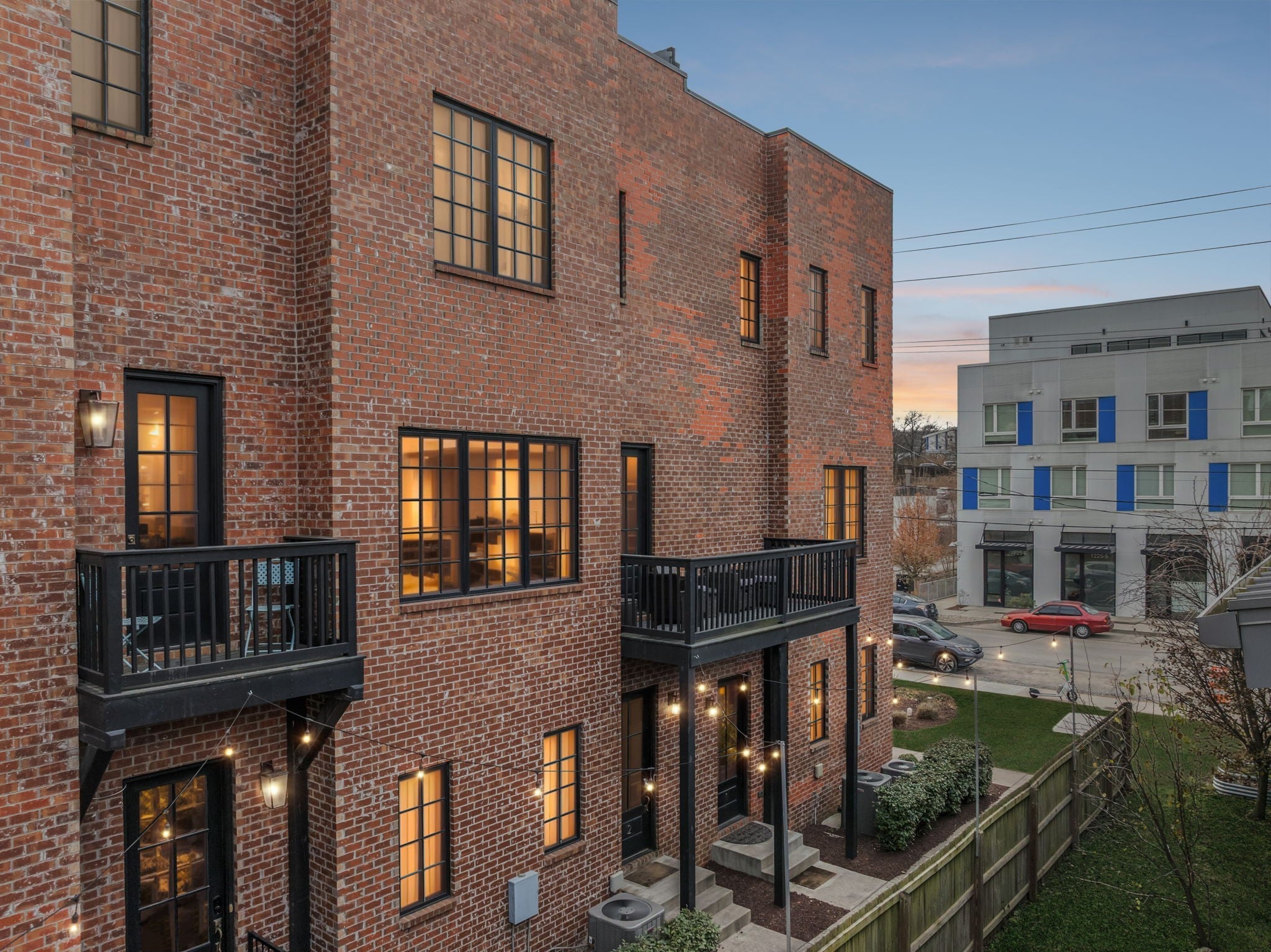 Photo of Listing #3073397