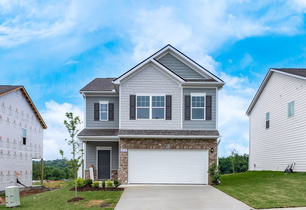 211 Hillview Ave, Shelbyville