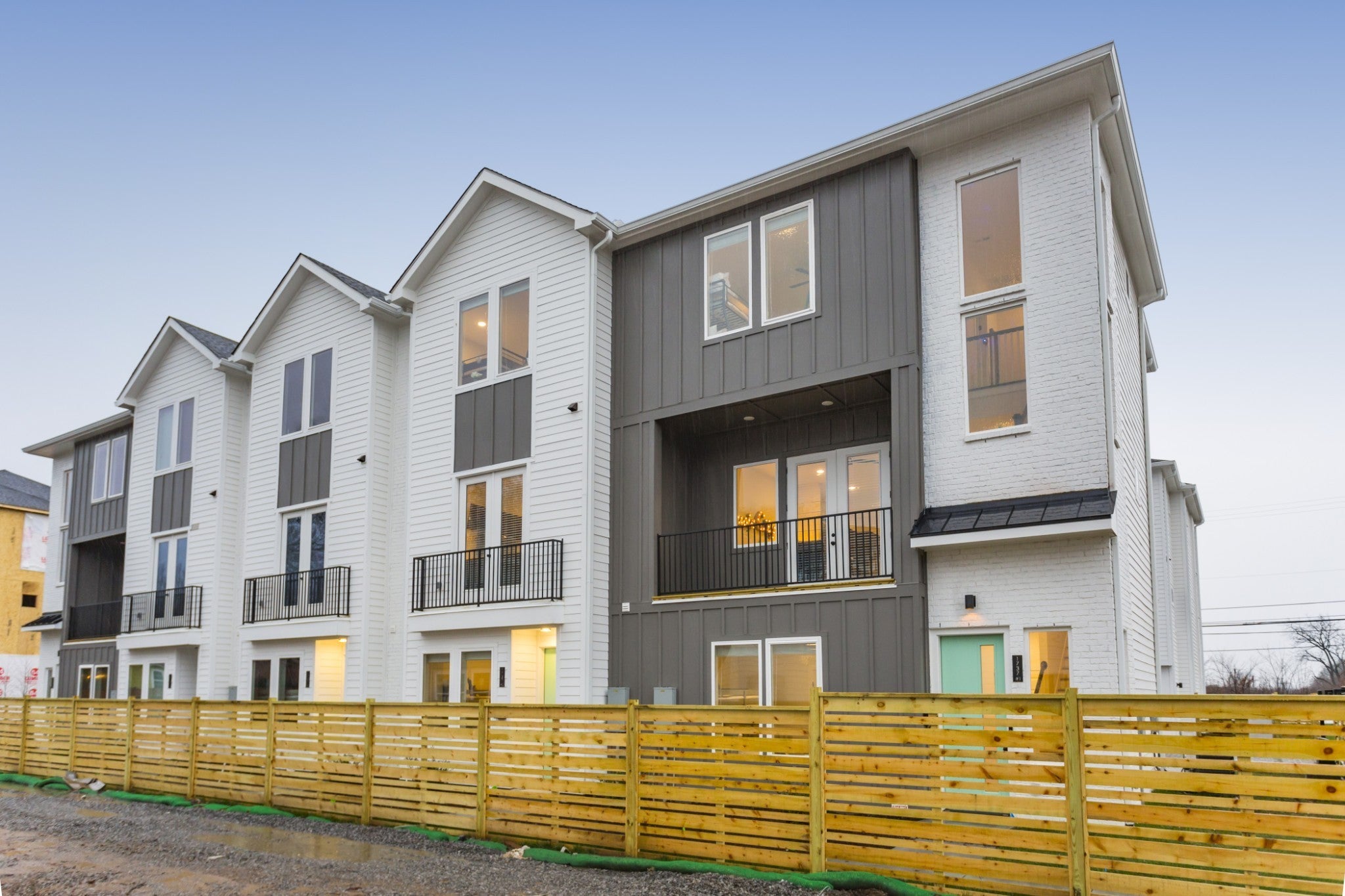 Photo of Listing #3073674