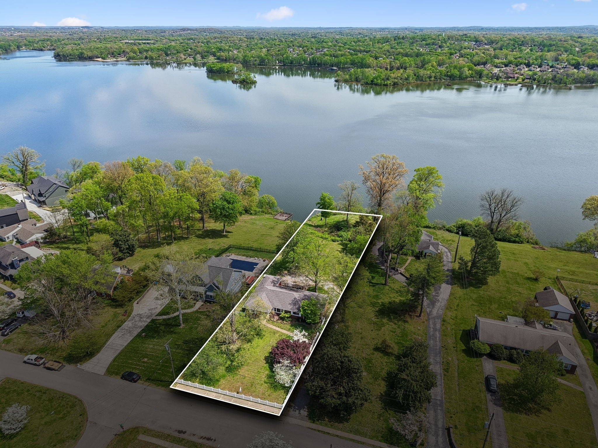 Photo of Listing #3073825