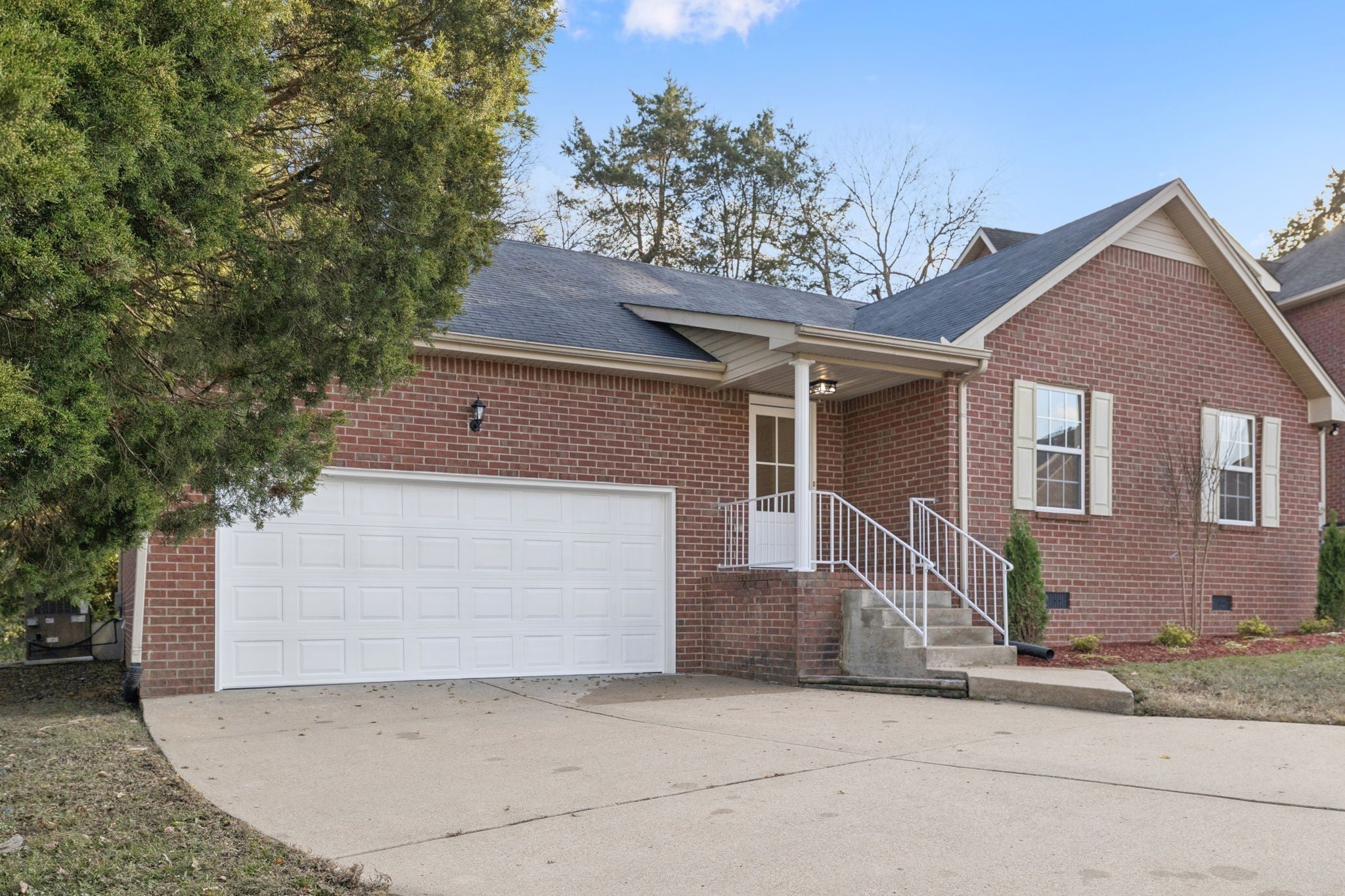 Photo of Listing #3074008