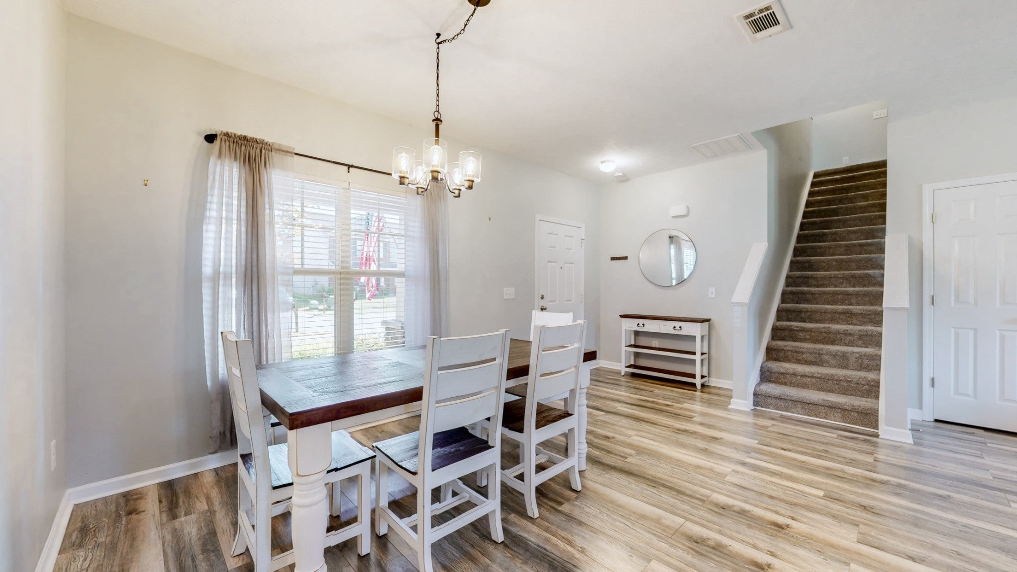 Photo of Listing #3078354