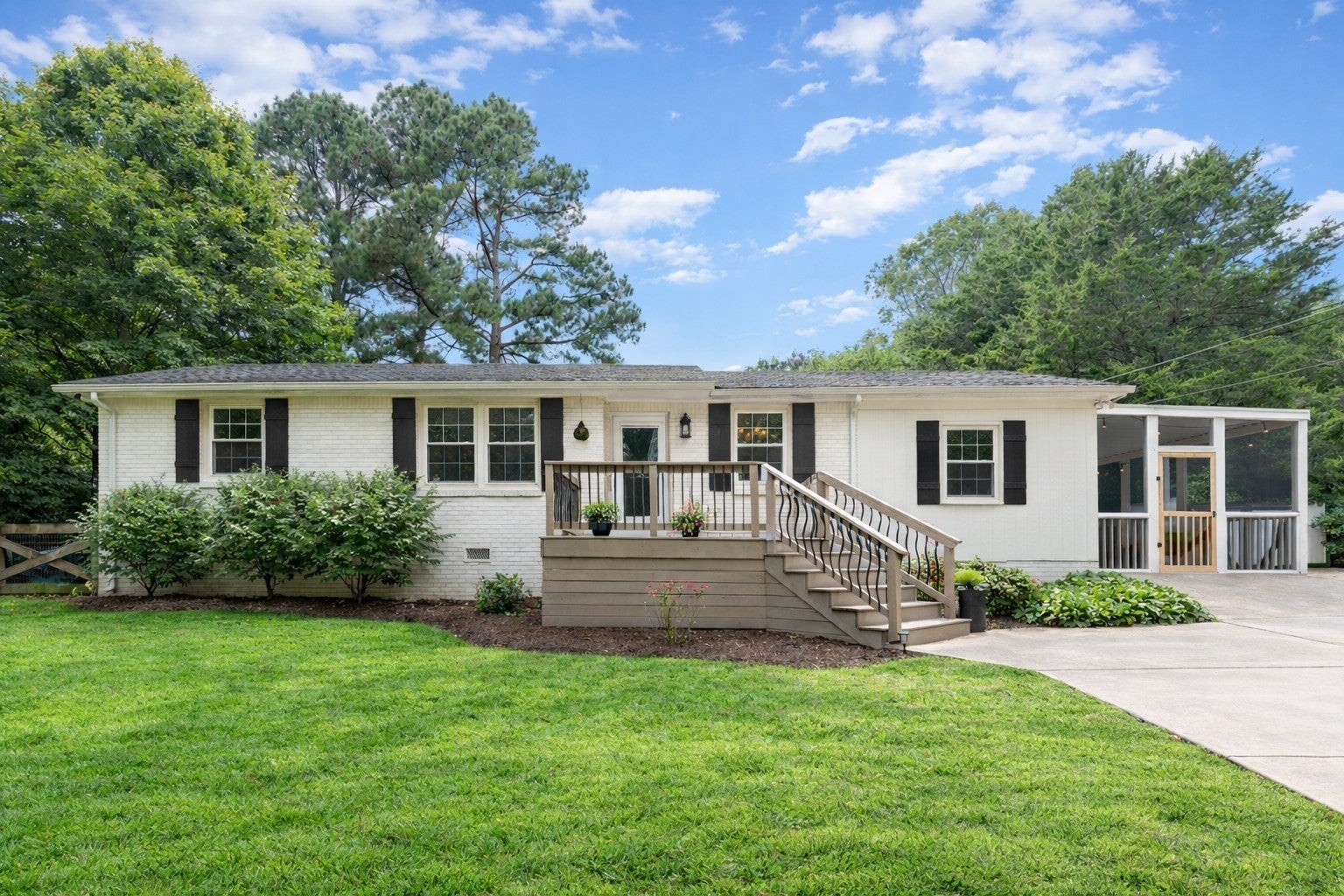 Photo of Listing #3078371