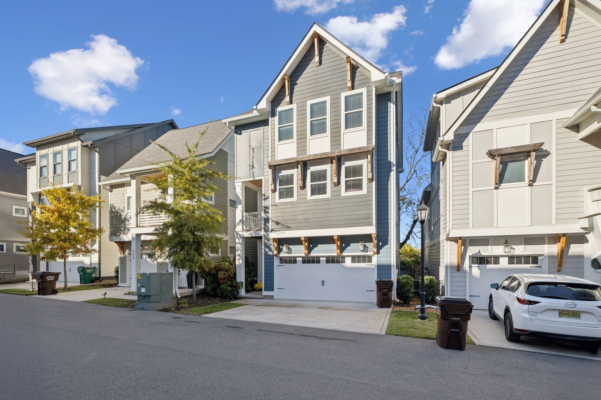 Photo of Listing #3078381