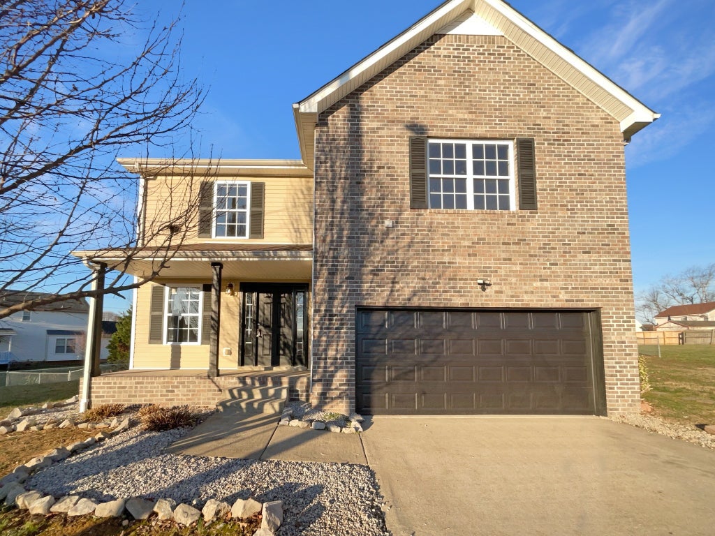 900 Fisher Ct, Clarksville