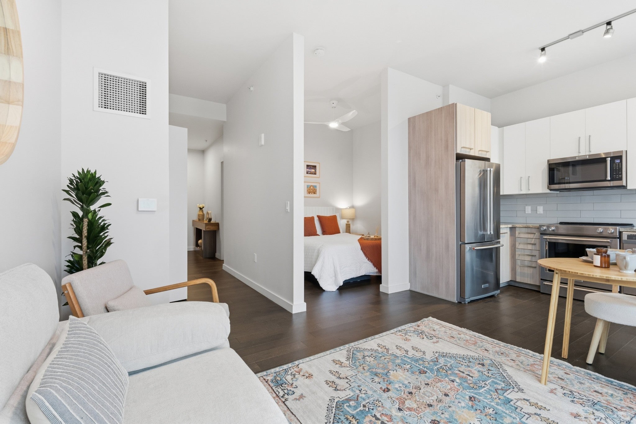 Photo of Listing #3078821