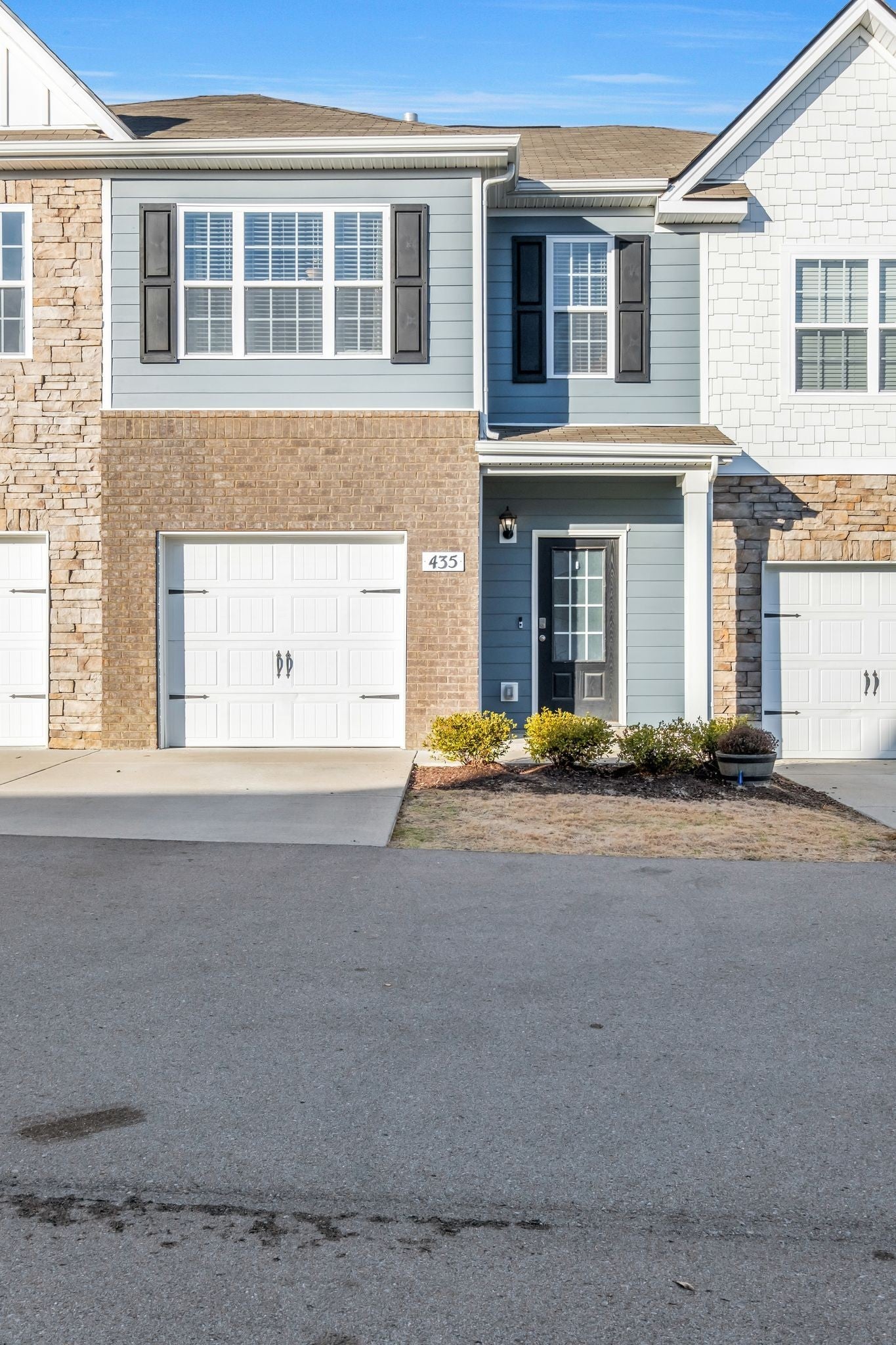 Photo of Listing #3079047