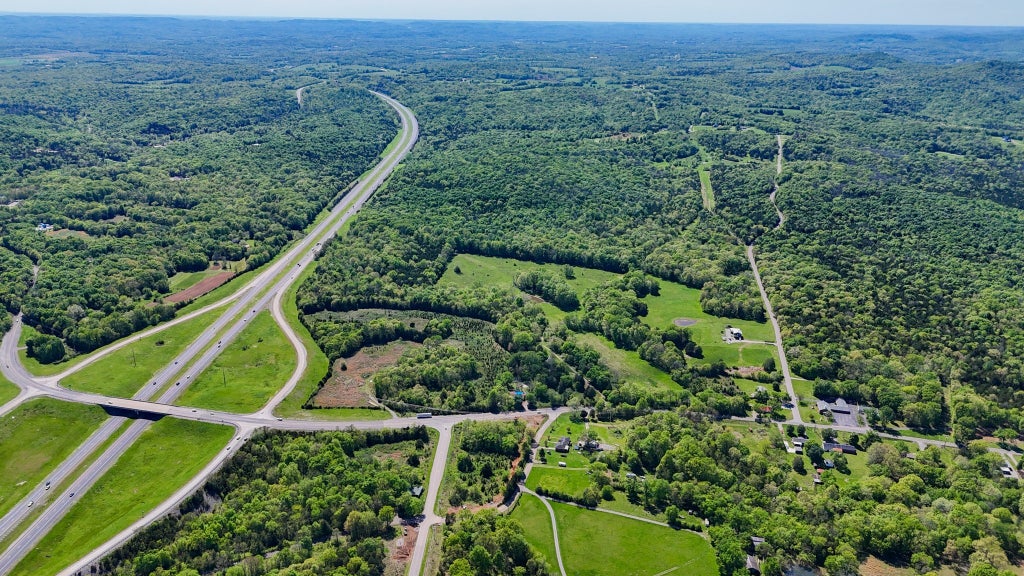 9147 Spantown Rd, Arrington